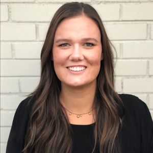 Meet your Posher, Laura